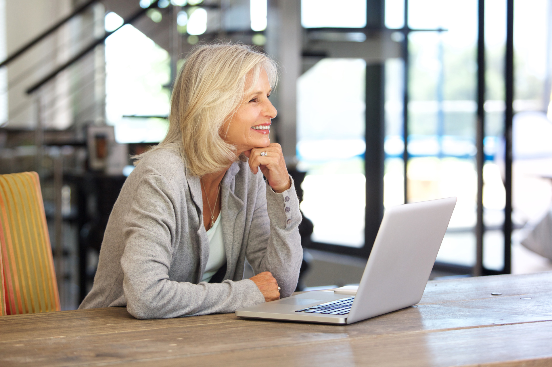 older-woman-on-computer